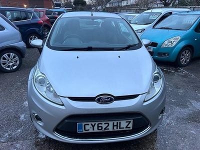 Used Ford Fiesta Zetec 82 HP (60 kW) 2012 Silver Hatchback