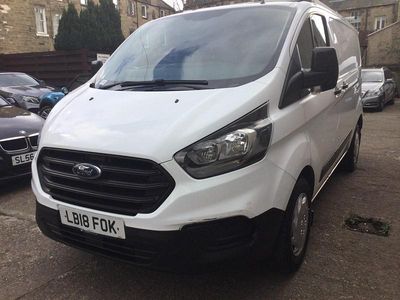 Used Ford Transit Custom 105 HP (77 kW) 2018 White Van