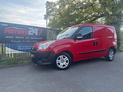 Used Fiat Doblò 90 HP (66 kW) 2013 Red MPV