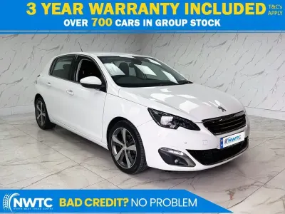 Używany Peugeot 308 Allure 130 KM (95 kW) 2016 Biały Hatchback