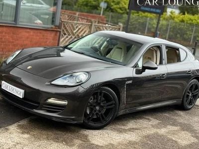 Used 2017 Mercedes C300 Estate | £9,995 (Super price)