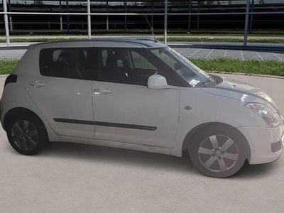 White Used 2009 Suzuki Swift GLX Hatchback | £3,445 (Expensive)