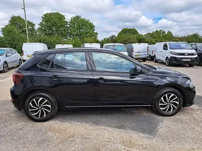 Used VW Polo Life 95 HP (69 kW) 2023 Black Hatchback