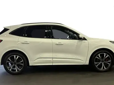 Used Ford Kuga ST-Line X 187 HP (137 kW) 2024 White SUV