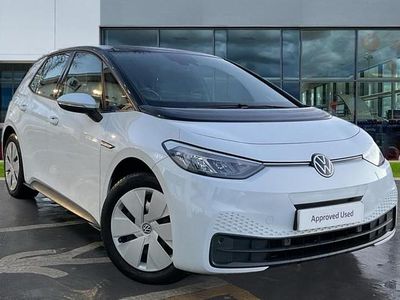 White Used 2022 VW ID.3 Pro Performance Hatchback | £16,837 (Fair price)