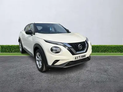 Used Nissan Juke N-Connecta 2021 White SUV