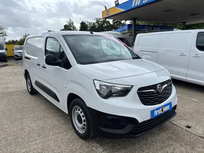Used Vauxhall Combo 100 HP (73 kW) 2024 White MPV