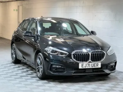 Used BMW 118 Sport Line 2022 Black Hatchback