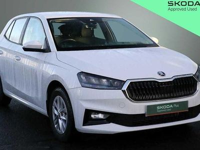 Moon white metallic Used 2023 Skoda Fabia Comfort Hatchback | £13,352 (Fair price)