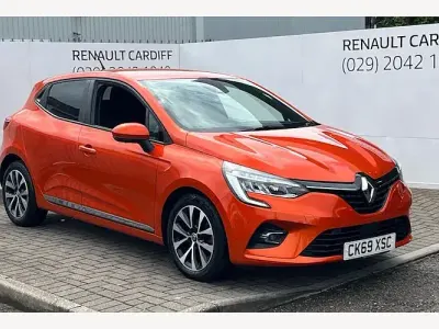 Used Renault Clio SE 101 HP (74 kW) 2020 Orange  Hatchback