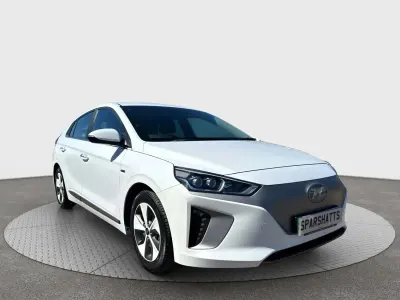 Begagnad Hyundai Ioniq Premium 88 kW (120 HK) 2018 Vit Halvkombi