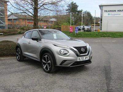 Begagnad Nissan Juke Tekna 2023 Silver SUV