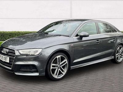 Begagnad Audi A3 S-Line 150 HK (110 kW) 2019 Sedan