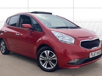 Used Kia Venga 123 HP (90 kW) 2017 Red Hatchback