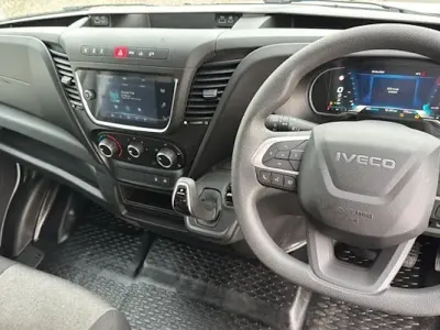 Used Iveco Daily 136 HP (100 kW) 2023 Van