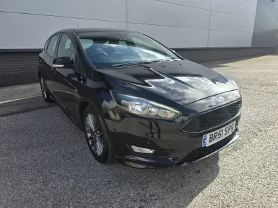 Używany Ford Focus ST-Line 150 KM (110 kW) 2017 Czarny Hatchback