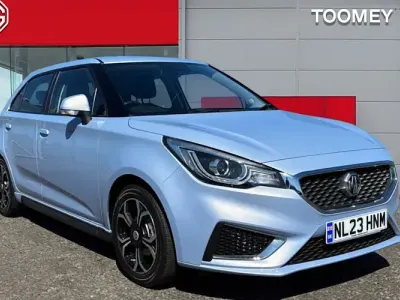 Begagnad MG MG3 Exclusive 106 HK (77 kW) 2024 Halvkombi