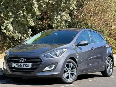 Used Hyundai i30 SE 118 HP (86 kW) 2015 Grey Hatchback