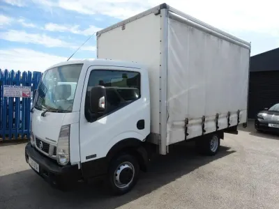 Używany Nissan Cabstar 136 KM (100 kW) 2015 Biały Pickup