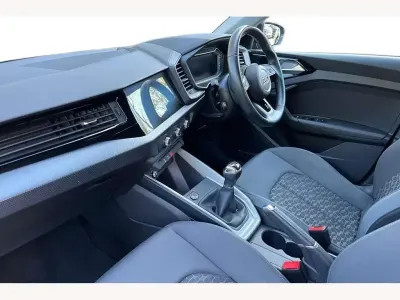 Używany Audi A1 Sport 95 KM (69 kW) 2021 Czarny SUV