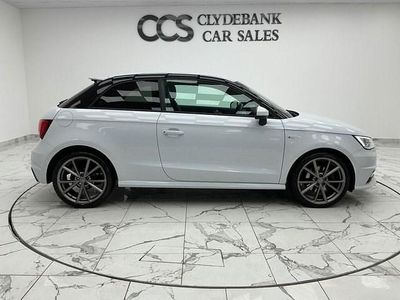 Usado Audi A1 Black Edition 125 CV (91 kW) 2018 Blanco Utilitario