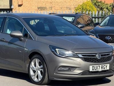 Used Vauxhall Astra SRi 150 HP (110 kW) 2017 Grey Hatchback