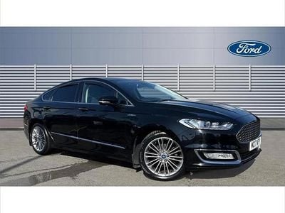 Usado Ford Mondeo Vignale 180 HP (132 kW) 2017 Preto Sedan
