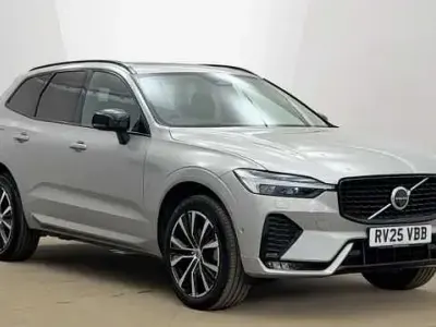 Używany Volvo XC60 Ultra 247 KM (181 kW) 2025 Srebrny SUV