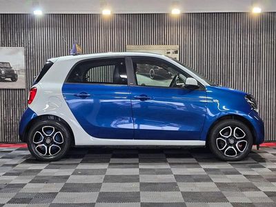 Used Smart ForFour Premium 2015 Blue Hatchback