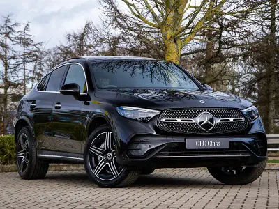 New Mercedes GLC300 AMG line 258 HP (189 kW) 2026 Black SUV