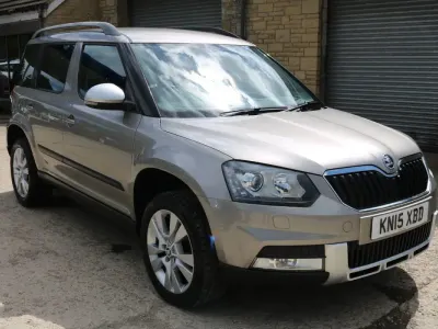 Gebraucht Skoda Yeti Elegance 2015 Beige SUV