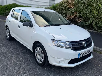 Second-hand Dacia Sandero Ambiance 75 CP (55 kW) 2013 Alb Hatchback