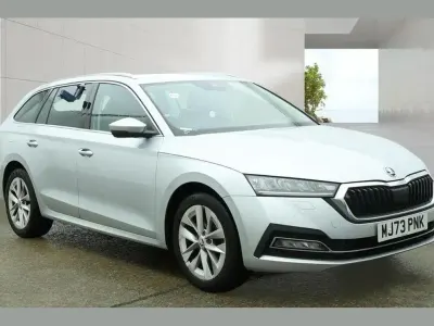 Używany Skoda Octavia SE L 150 KM (110 kW) 2023 Srebrny Kombi