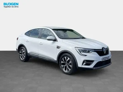 Used Renault Arkana Iconic 142 HP (104 kW) 2022 White SUV