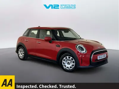 Used Mini ONE Classic 102 HP (75 kW) 2022 Red Hatchback