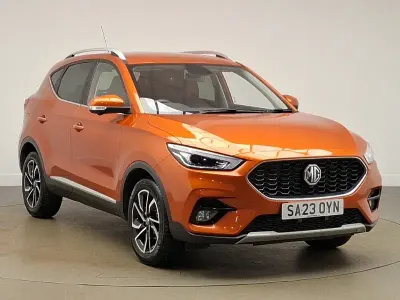 Usado MG ZS Exclusive 111 CV (81 kW) 2023 Naranja SUV