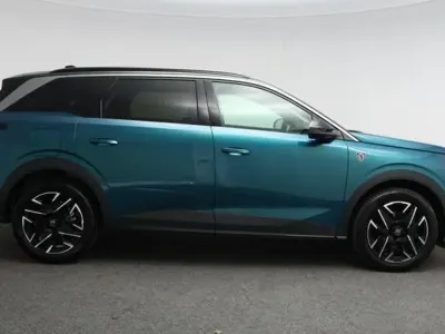 Used Peugeot 5008 Allure 143 HP (105 kW) 2025 Blue SUV