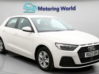 Begagnad Audi A1 Sportback 95 HK (69 kW) 2023 Vit Halvkombi