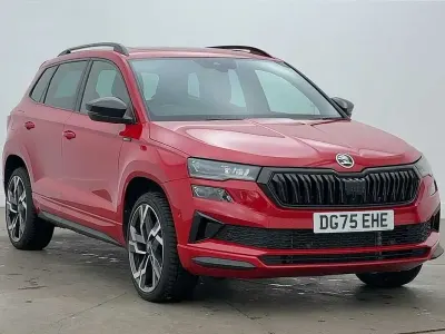 Used Skoda Karoq SportLine 150 HP (110 kW) 2025 Velvet red metallic SUV