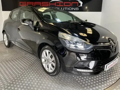 Used Renault Clio Dynamique 75 HP (55 kW) 2017 Black Hatchback