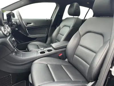 Used Mercedes GLA200 Premium Plus 134 HP (98 kW) 2016 Black SUV