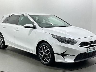 Used Kia Ceed 158 HP (116 kW) 2023 White Hatchback