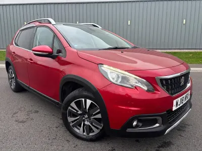 Second-hand Peugeot 2008 Allure Premium 2018 Roșu SUV