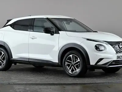 Used Nissan Juke N-Connecta 143 HP (105 kW) 2025 White SUV
