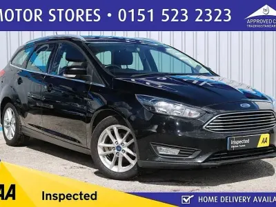 Begagnad Ford Focus Zetec 120 HK (88 kW) 2017 Svart Kombi