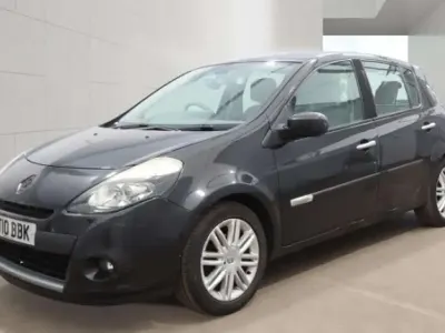 Used Renault Clio Initiale 111 HP (81 kW) 2010 Black Hatchback