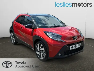 Used Toyota Aygo X 72 HP (52 kW) 2023 Red SUV