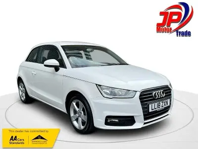 Używany Audi A1 Sport 95 KM (69 kW) 2018 Biały Hatchback