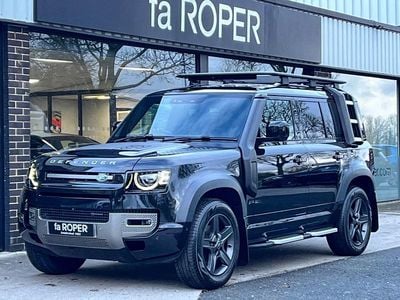 Used Land Rover Defender SE Dynamic 2022 Santorini black metallic Estate