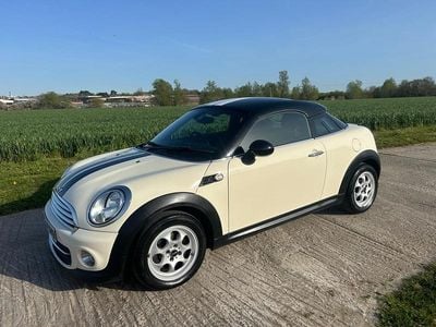 Used Mini Cooper Coupé 2015 White Coupe